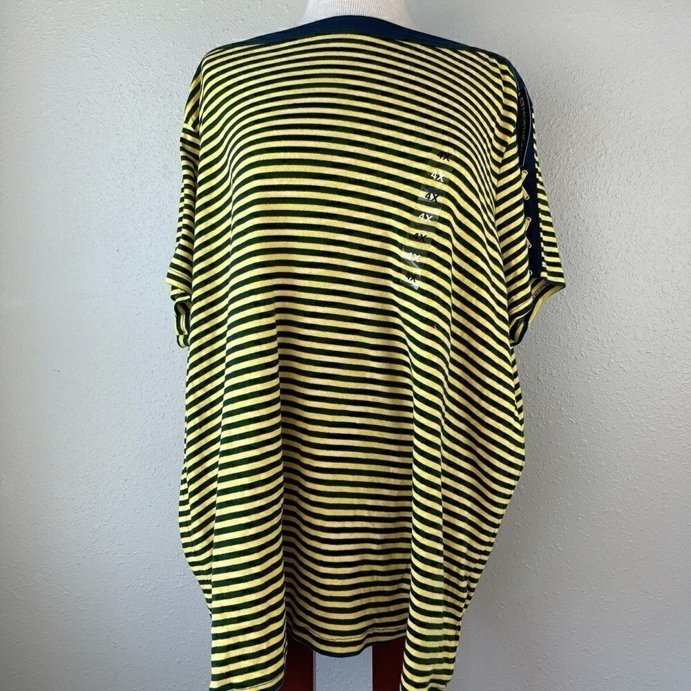 NWT Northcrest Women’s Top Sizes 4x 3x 2x XL and M
